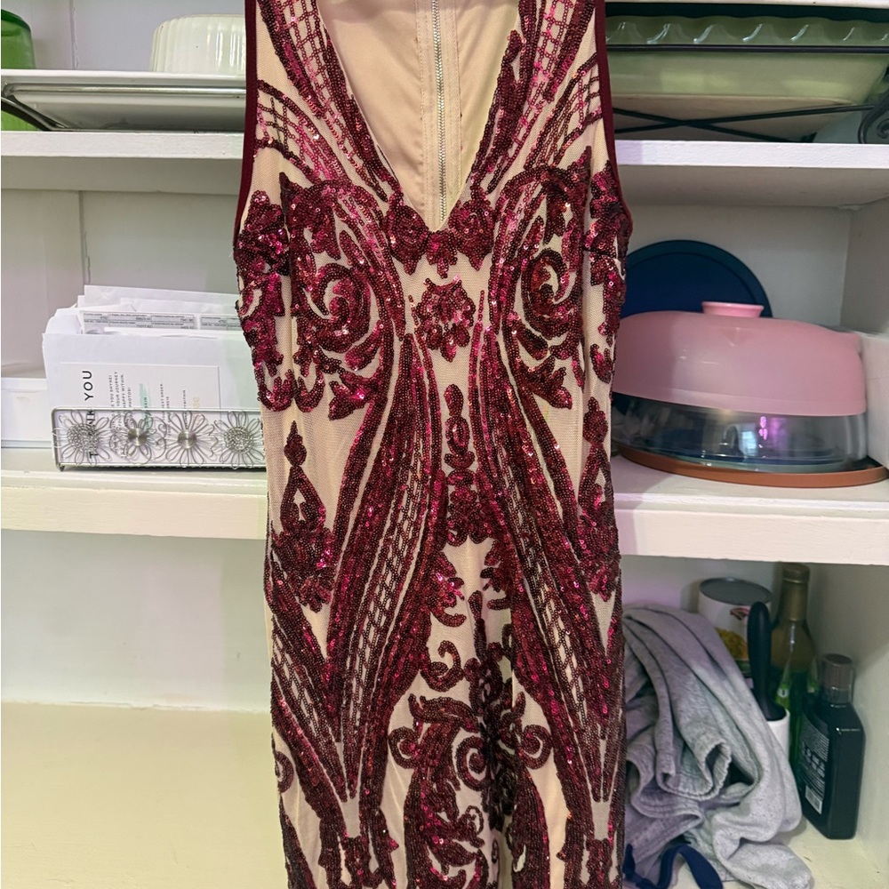 Elegant Burgundy Sequin Dress